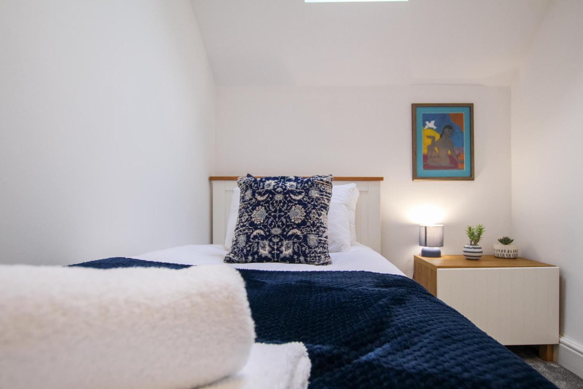 Fairways View - Spacious Apartment - Sleeps 6 - Lovely Views - By Rework Accommodation Hoylake Kültér fotó